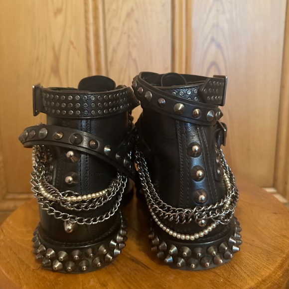 Saint Laurent Leather Patterned Moto Boots - Picture 4 of 9